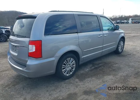 2013 Chrysler Town & Country Touring-L z USA, uszkodzony, nr VIN 2C4RC1CG1DR777974
